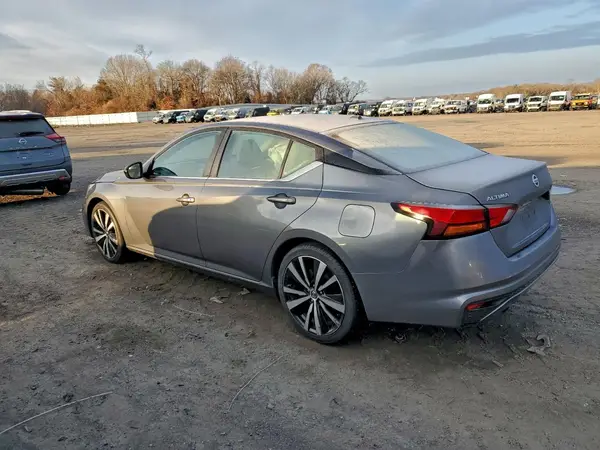 1N4BL4CV9MN373082 2021 NISSAN ALTIMA - Image 2