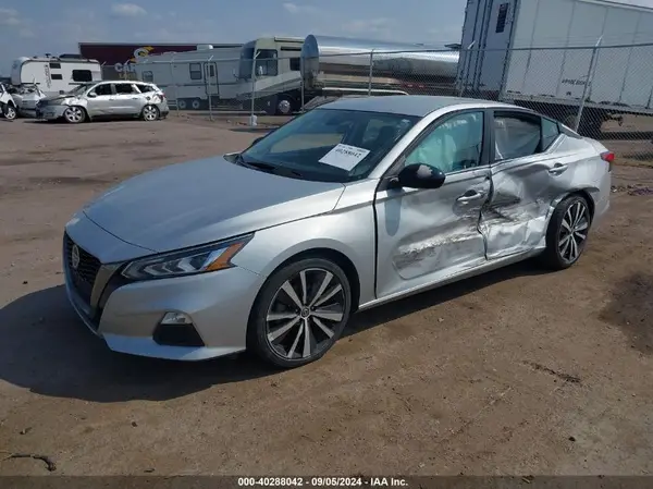 1N4BL4CV9MN374877 2021 NISSAN ALTIMA - Image 2