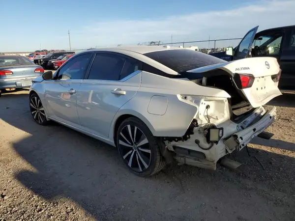 1N4BL4CV9MN376578 2021 NISSAN ALTIMA - Image 2