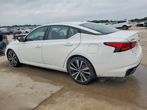 1N4BL4CV9MN378119 2021 NISSAN ALTIMA - Image 2