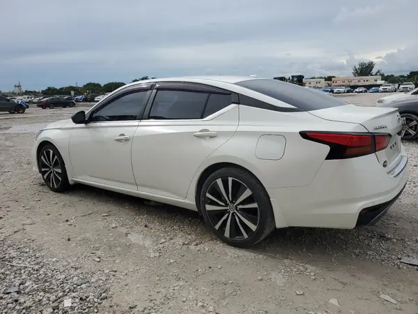 1N4BL4CV9MN379240 2021 NISSAN ALTIMA - Image 2