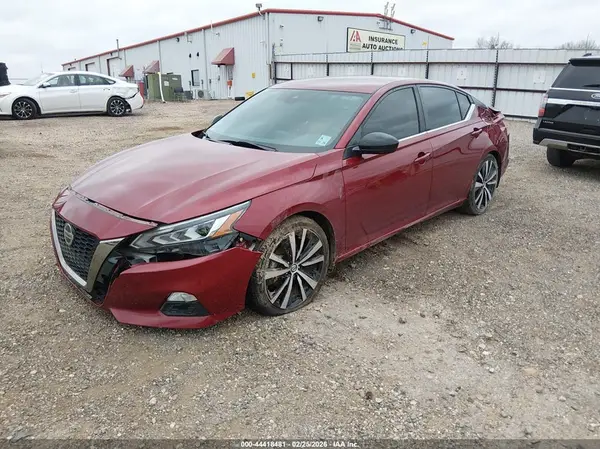 1N4BL4CV9MN384373 2021 NISSAN ALTIMA - Image 2