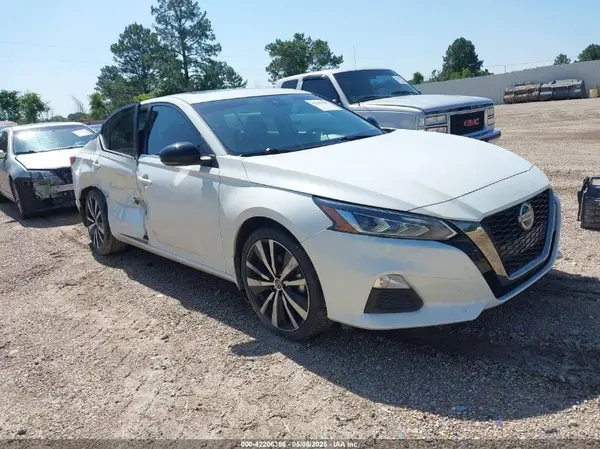 1N4BL4CV9MN398208 2021 NISSAN ALTIMA - Image 1