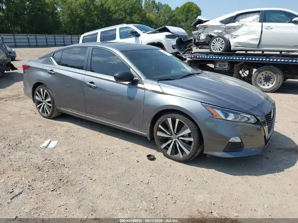 1N4BL4CV9MN414665 2021 NISSAN ALTIMA - Image 1