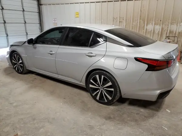 1N4BL4CV9MN418036 2021 NISSAN ALTIMA - Image 2