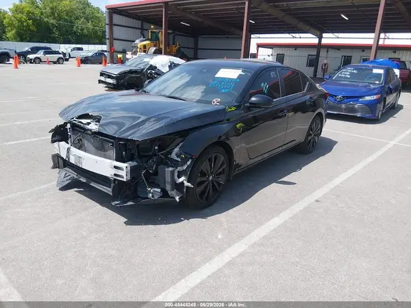 1N4BL4CV9NN304037 2022 NISSAN ALTIMA - Image 2