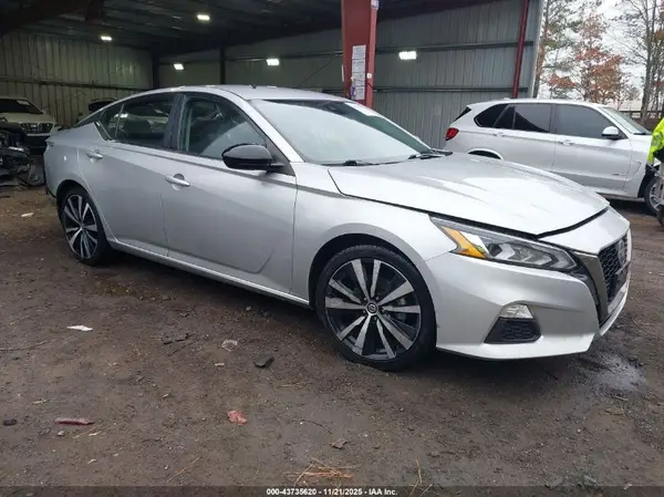 1N4BL4CV9NN308718 2022 NISSAN ALTIMA - Image 1