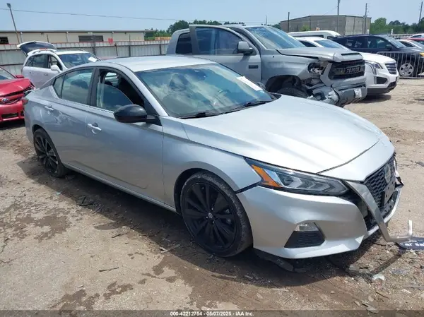 1N4BL4CV9NN316804 2022 NISSAN ALTIMA - Image 1