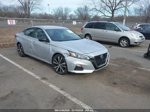 1N4BL4CV9NN327401 2022 NISSAN ALTIMA - Image 1
