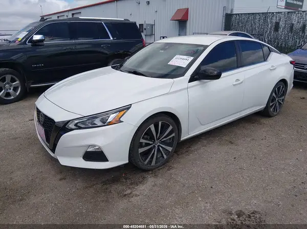 1N4BL4CV9NN335370 2022 NISSAN ALTIMA - Image 2