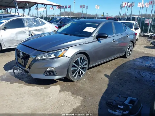 1N4BL4CV9NN356526 2022 NISSAN ALTIMA - Image 2