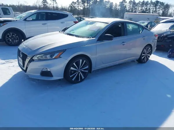 1N4BL4CV9NN373374 2022 NISSAN ALTIMA - Image 2