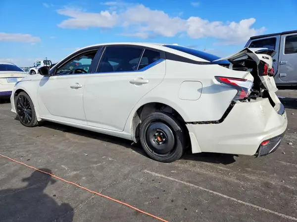 1N4BL4CV9NN376145 2022 NISSAN ALTIMA - Image 2