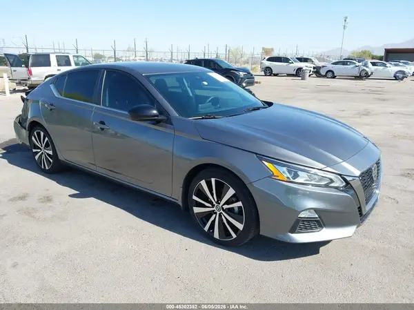 1N4BL4CV9NN379840 2022 NISSAN ALTIMA - Image 1
