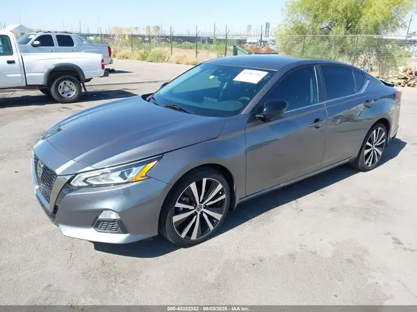 1N4BL4CV9NN379840 2022 NISSAN ALTIMA - Image 2