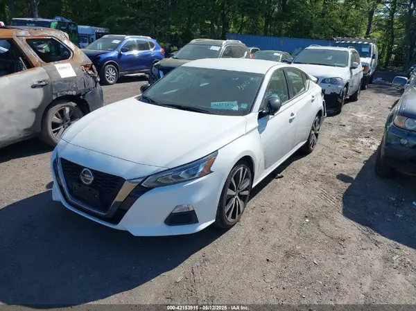 1N4BL4CV9NN385332 2022 NISSAN ALTIMA - Image 2