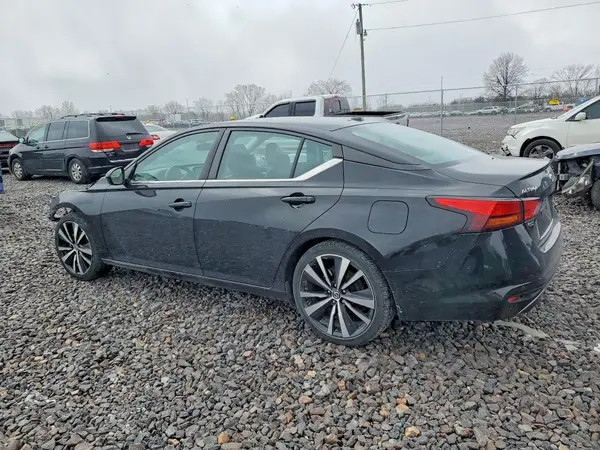 1N4BL4CV9NN385816 2022 NISSAN ALTIMA - Image 2
