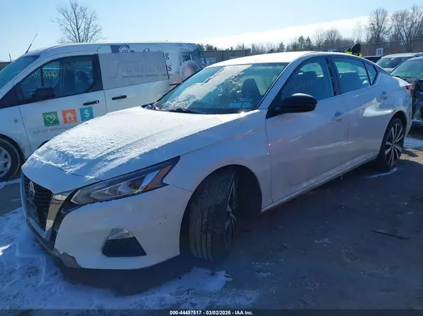 1N4BL4CV9NN390871 2022 NISSAN ALTIMA - Image 2