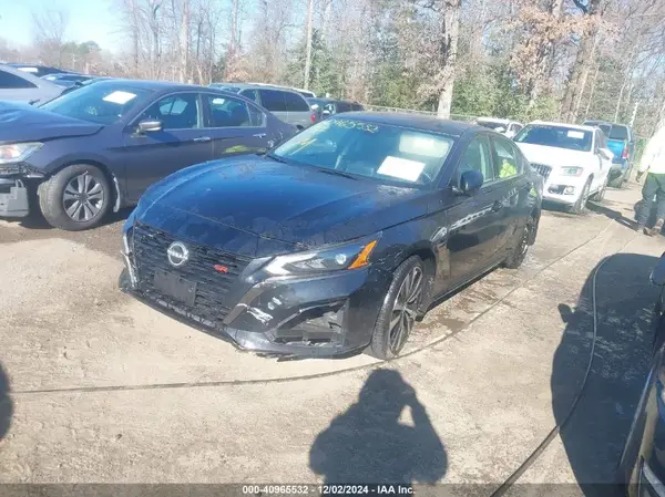 1N4BL4CV9PN300802 2023 NISSAN ALTIMA - Image 2