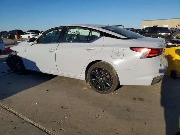 1N4BL4CV9PN323304 2023 NISSAN ALTIMA - Image 2