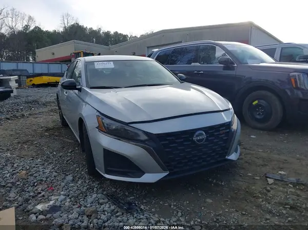 1N4BL4CV9PN325179 2023 NISSAN ALTIMA - Image 1