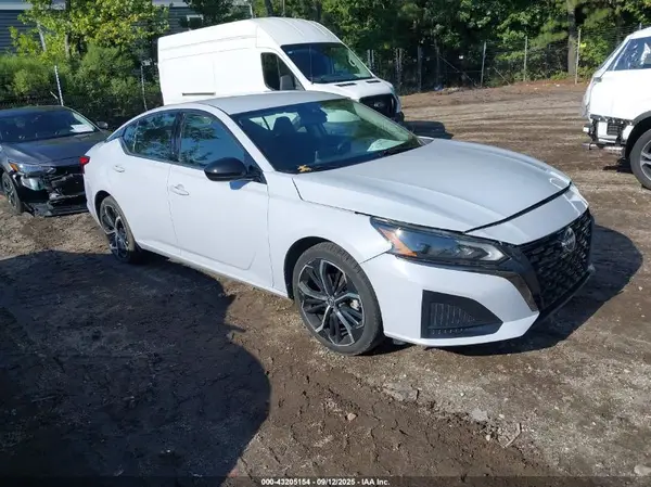 1N4BL4CV9PN351829 2023 NISSAN ALTIMA - Image 1
