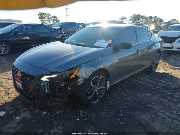 1N4BL4CV9PN368792 2023 NISSAN ALTIMA - Image 2