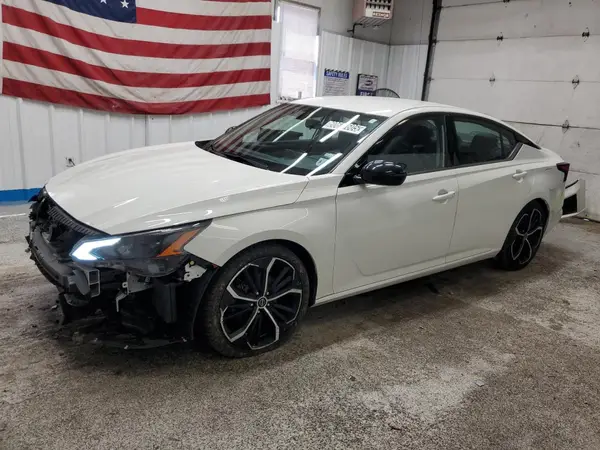 1N4BL4CV9PN393319 2023 NISSAN ALTIMA - Image 1