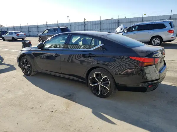 1N4BL4CV9PN396365 2023 NISSAN ALTIMA - Image 2