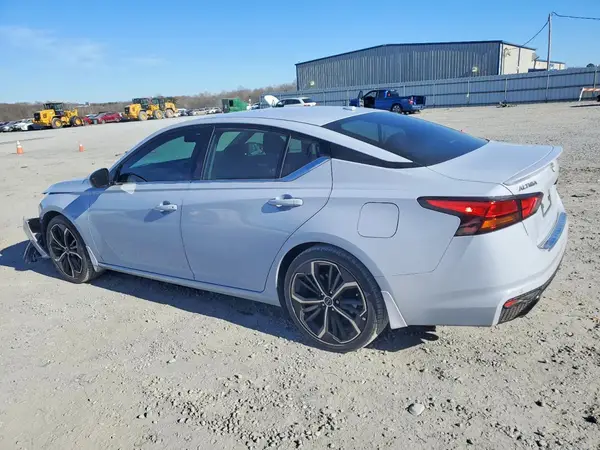 1N4BL4CV9PN404531 2023 NISSAN ALTIMA - Image 2