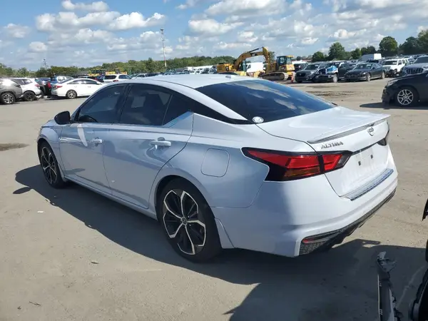 1N4BL4CV9PN422639 2023 NISSAN ALTIMA - Image 2