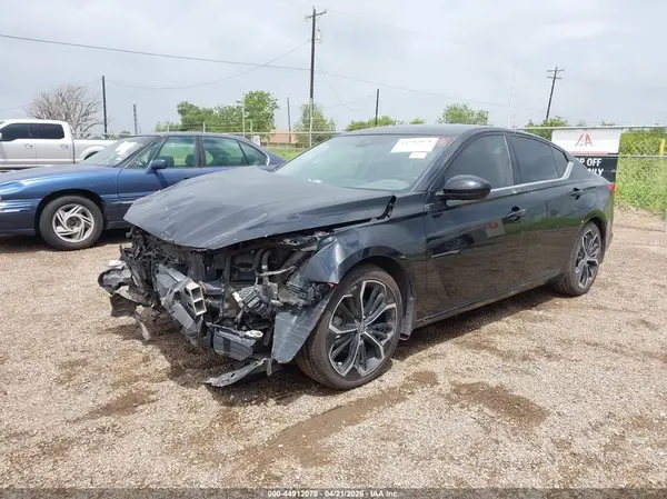 1N4BL4CV9RN308465 2024 NISSAN ALTIMA - Image 2
