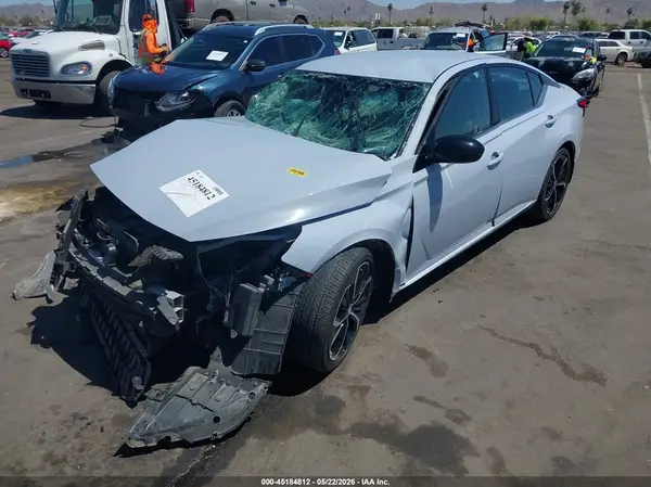 1N4BL4CV9RN324679 2024 NISSAN ALTIMA - Image 2
