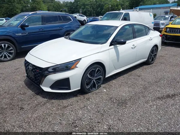 1N4BL4CV9RN336153 2024 NISSAN ALTIMA - Image 2