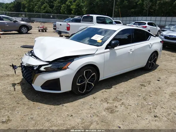 1N4BL4CV9RN345709 2024 NISSAN ALTIMA - Image 2