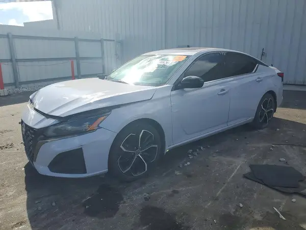 1N4BL4CV9RN377740 2024 NISSAN ALTIMA - Image 1