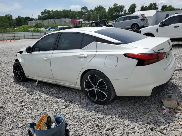 1N4BL4CV9RN412812 2024 NISSAN ALTIMA - Image 2