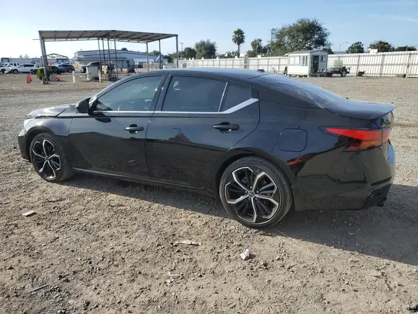 1N4BL4CV9RN415659 2024 NISSAN ALTIMA - Image 2