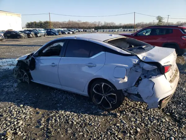 1N4BL4CV9RN416441 2024 NISSAN ALTIMA - Image 2