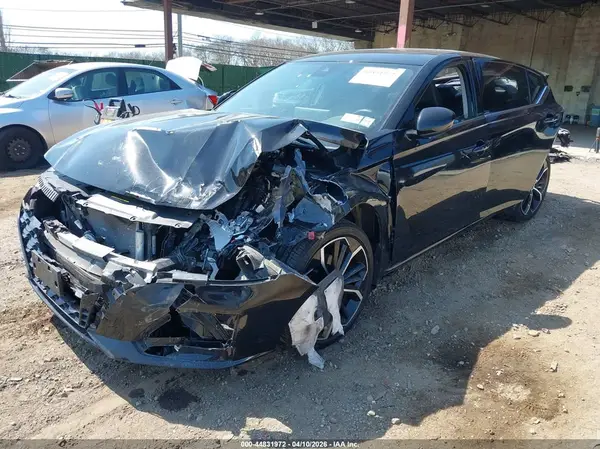 1N4BL4CV9RN428721 2024 NISSAN ALTIMA - Image 2