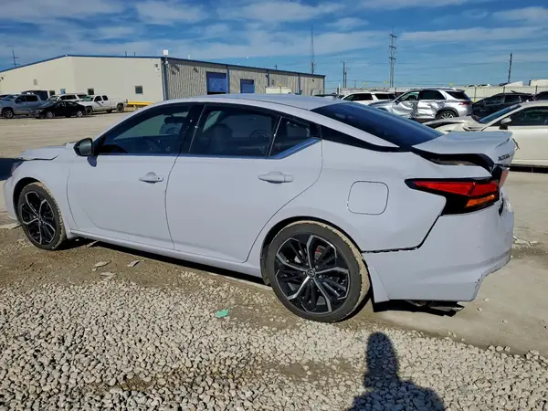 1N4BL4CV9SN320704 2025 NISSAN ALTIMA - Image 2