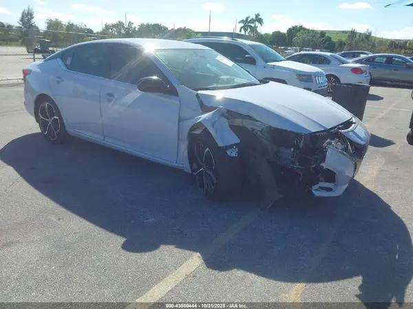 1N4BL4CV9SN335879 2025 NISSAN ALTIMA - Image 1