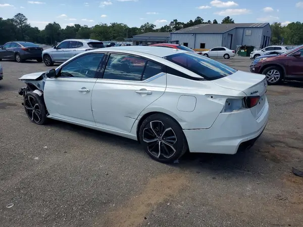 1N4BL4CV9SN338264 2025 NISSAN ALTIMA - Image 2