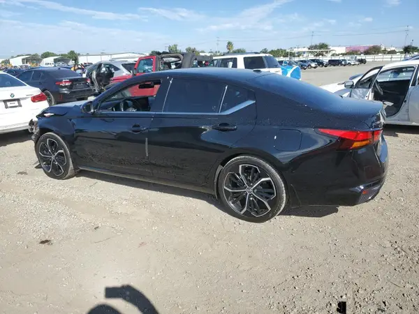1N4BL4CV9SN338961 2025 NISSAN ALTIMA - Image 2