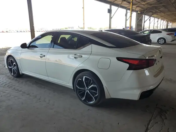 1N4BL4CV9SN345182 2025 NISSAN ALTIMA - Image 2