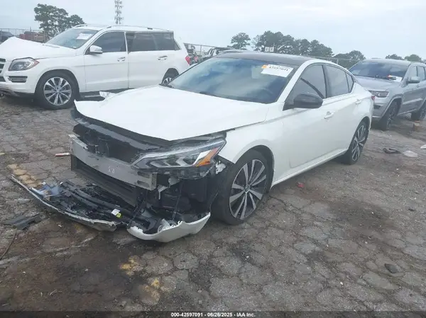 1N4BL4CVXKC103027 2019 NISSAN ALTIMA - Image 2