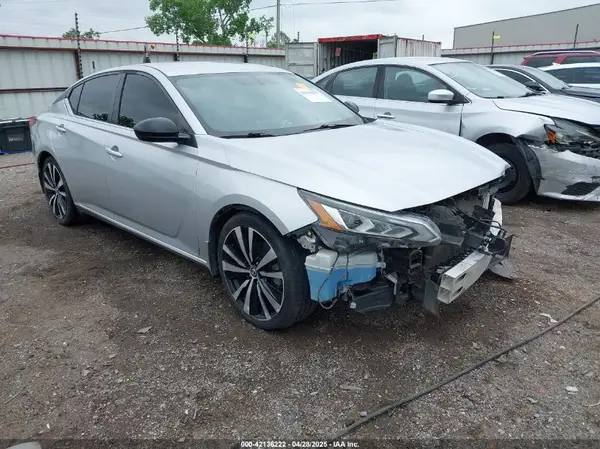 1N4BL4CVXKC104002 2019 NISSAN ALTIMA - Image 1
