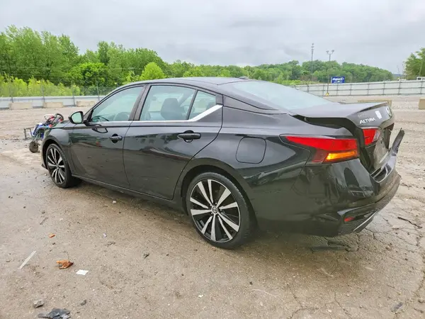 1N4BL4CVXKC123746 2019 NISSAN ALTIMA - Image 2
