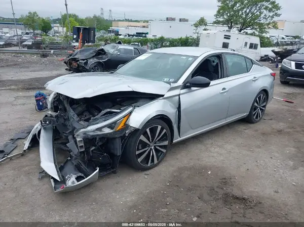 1N4BL4CVXKC125920 2019 NISSAN ALTIMA - Image 2