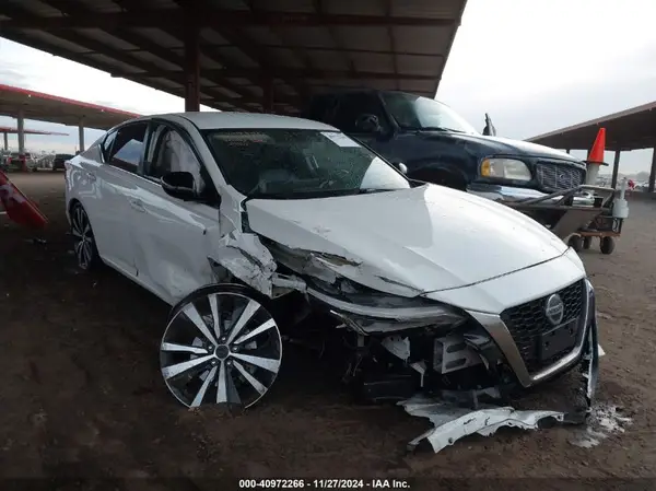 1N4BL4CVXKC128400 2019 NISSAN ALTIMA - Image 1